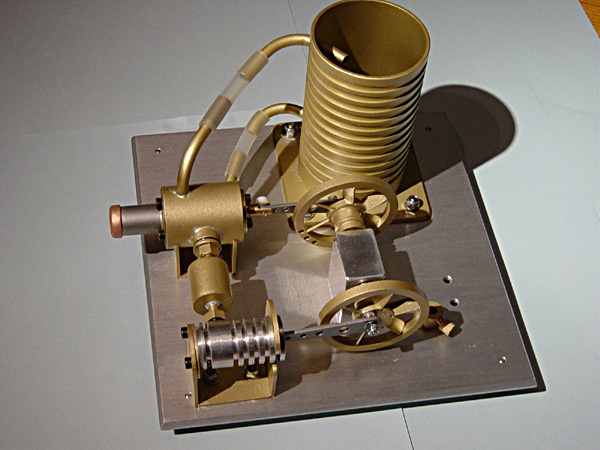 Alain's OpTitec engine running in cogénération